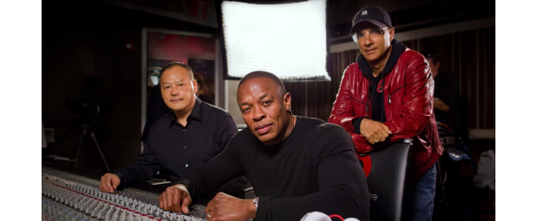 Dr Dre in studio
