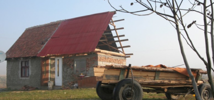 Casa tara Valea Corlatului